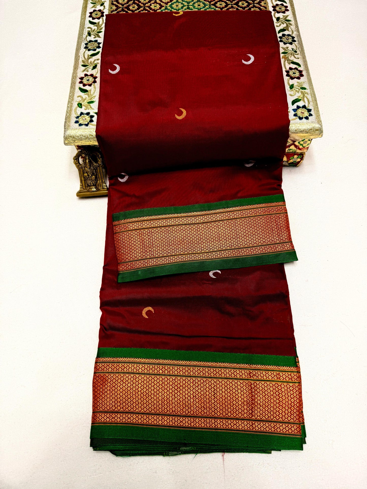 Chandrakor Kadiyal Paithani - Kalavya