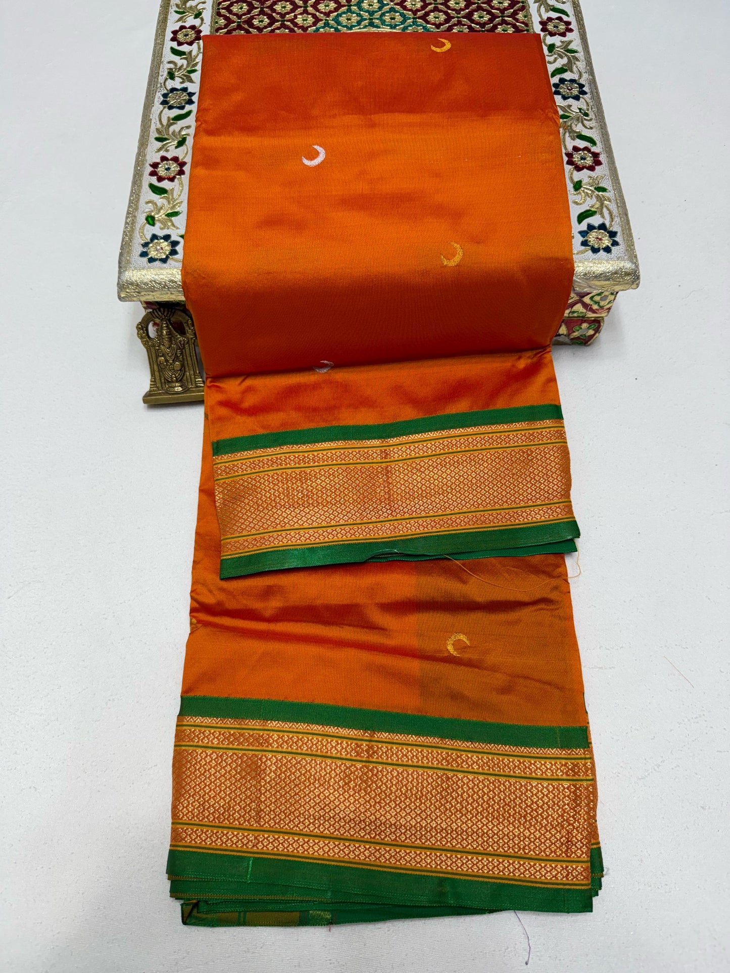 Chandrakor Kadiyal Paithani - Kalavya