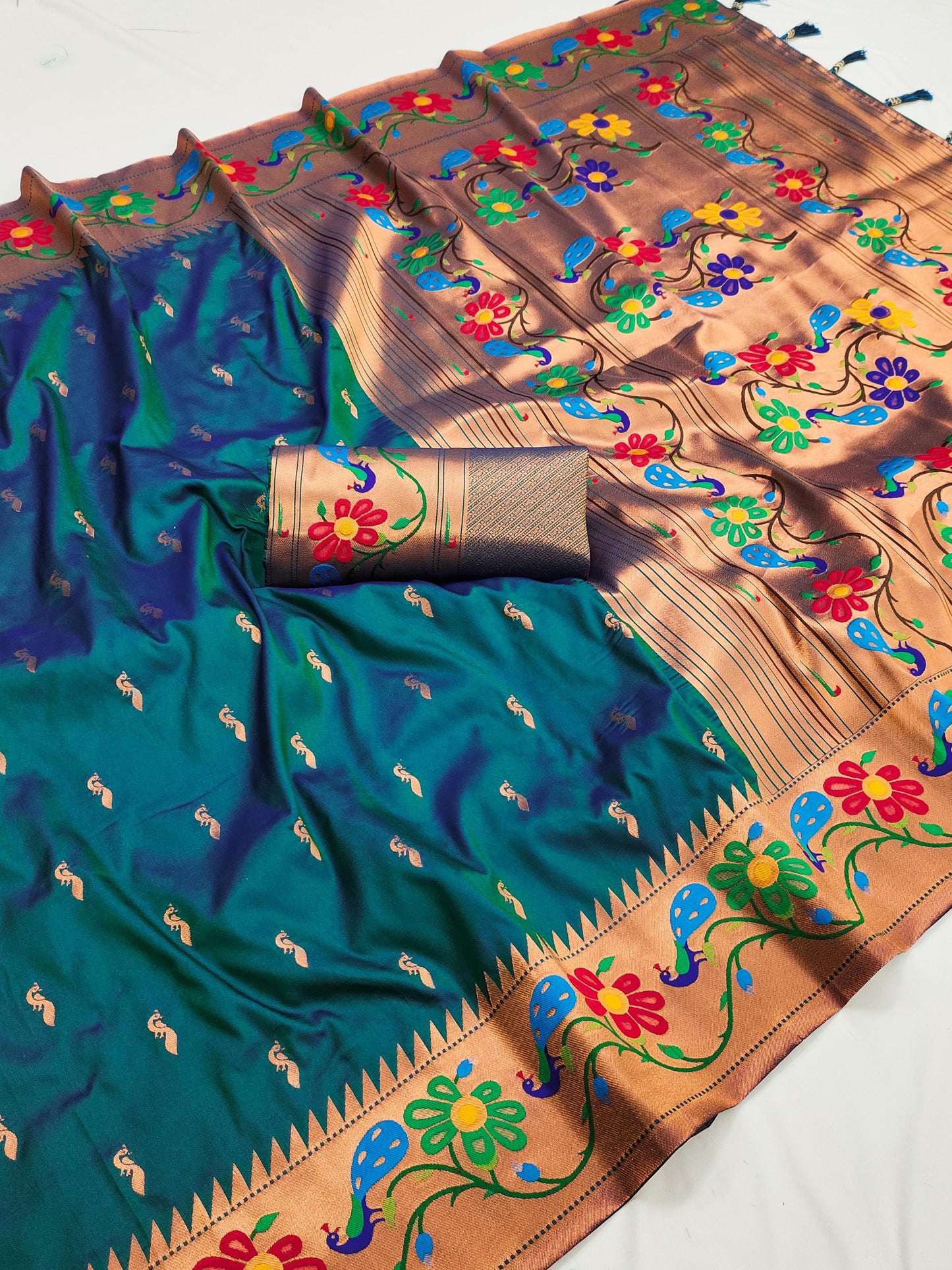 Soft Paithani with Zari Weaving - Kalavya