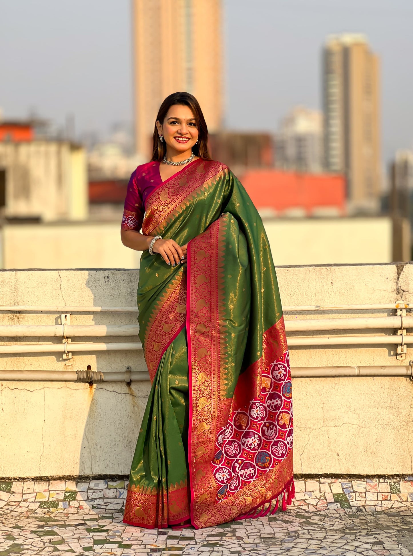 Tissue Gadwal Paithani - Kalavya