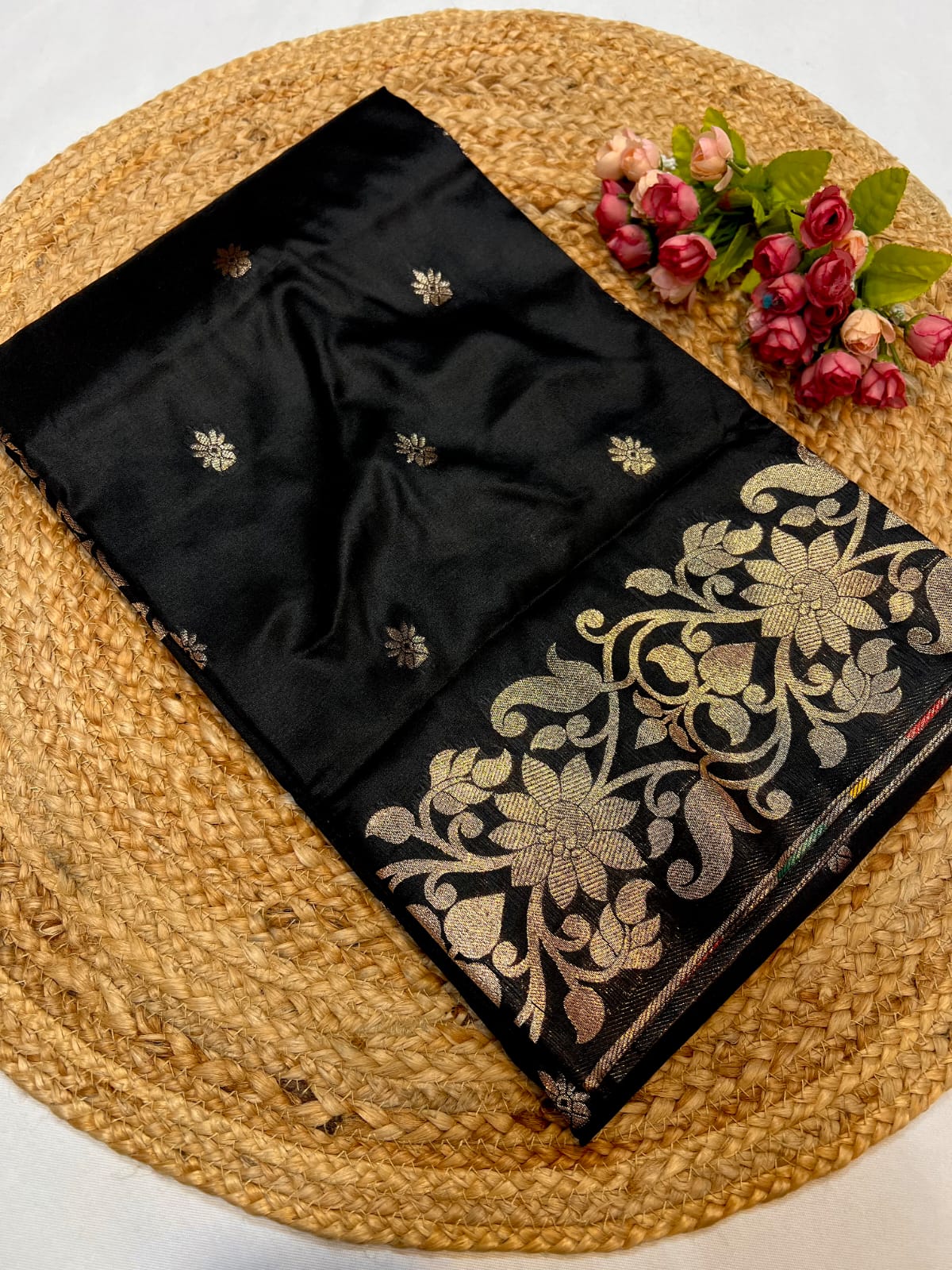 Takshshila Paithani saree – traditional handcrafted Maharashtrian silk weave