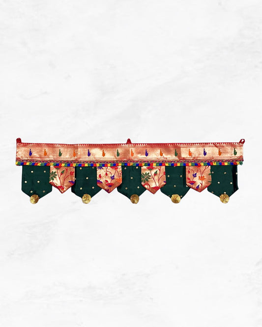 Paithani Toran